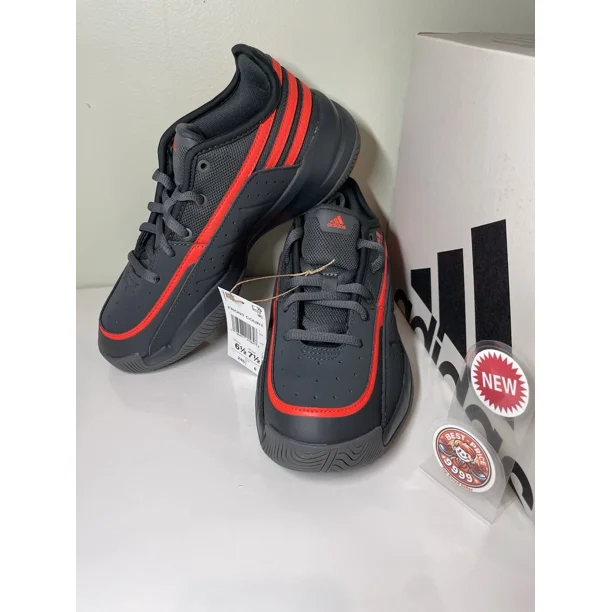 adidas - Size M6.5/ W7.5 - Front Court Basketball Unisex Shoes ID8590 - New