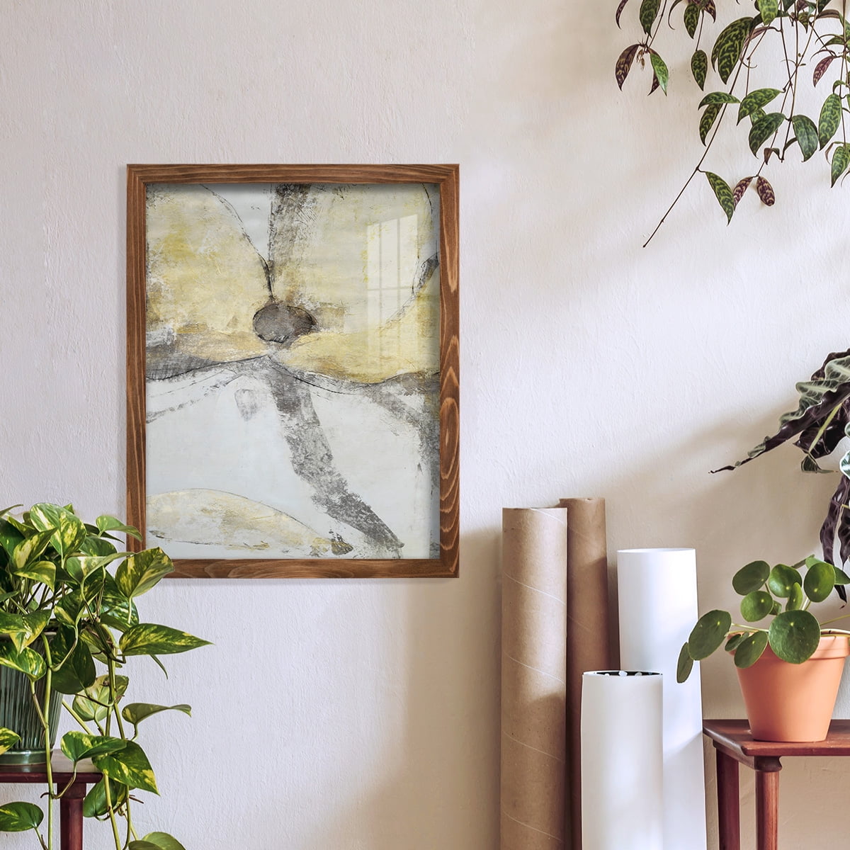 Une Fleur I - Framed Print w/glass - Walnut