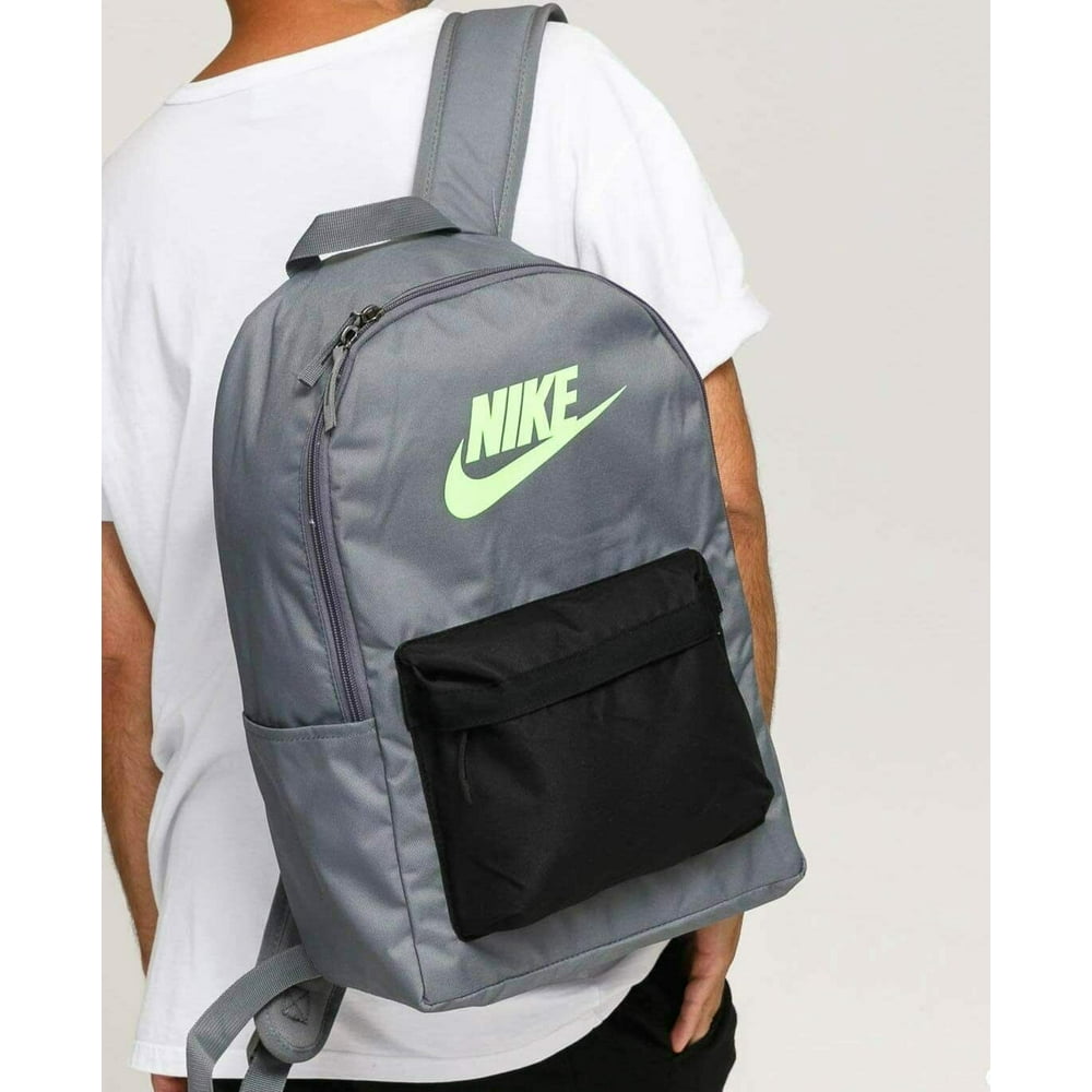 nike heritage back pack