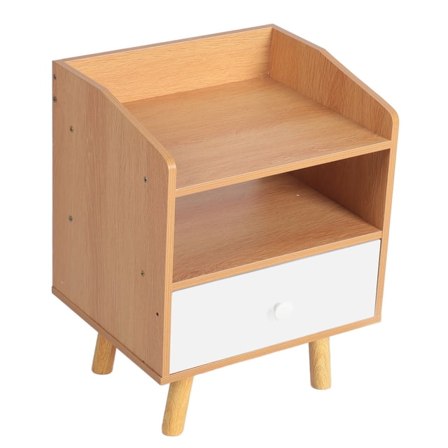 mesita de noche mesita de noche de madera mesa resistente moderna para dormitorio vista frontal 3/4 con cajón inferior blanco y tirador redondo, estante abierto y superficie superior con respaldo bajo; cuerpo en tablero de densidad apariencia color pino y cuatro patas de madera maciza; medidas aprox. 48 x 37 x 30 cm; adecuada para lámpara y libros y a menudo usada como organizador compacto para dispositivos pequeños.