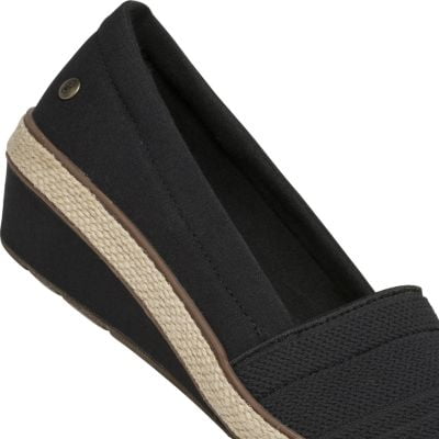 grasshoppers quinn wedge pump