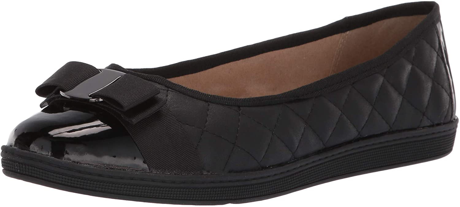 hush puppies flats canada