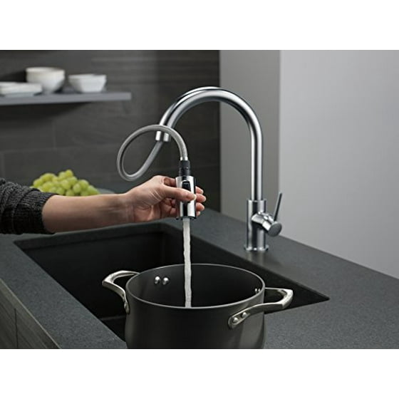 Delta Faucet 9159 Ar Dst Trinsic Single Handle Pull Down Kitchen With Magnetic Docking Arctic Stainless