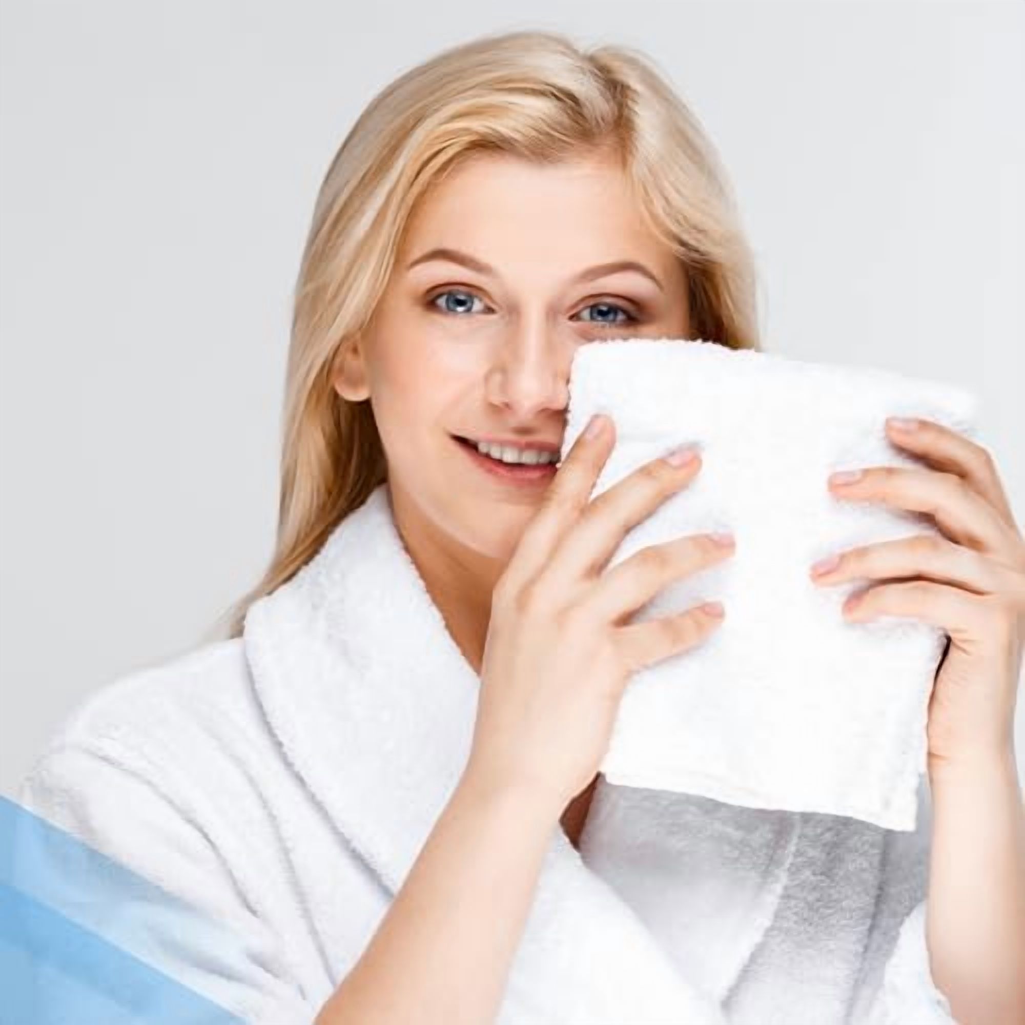 Tekola Luxury Wash Cloths for Showering [13x13] – 100% Cotton Washcloths [Pack of 4], Soft and Absorbent Face Towels for Bathroom Wash Clothes, Gym, and Spa (Brilliant White)