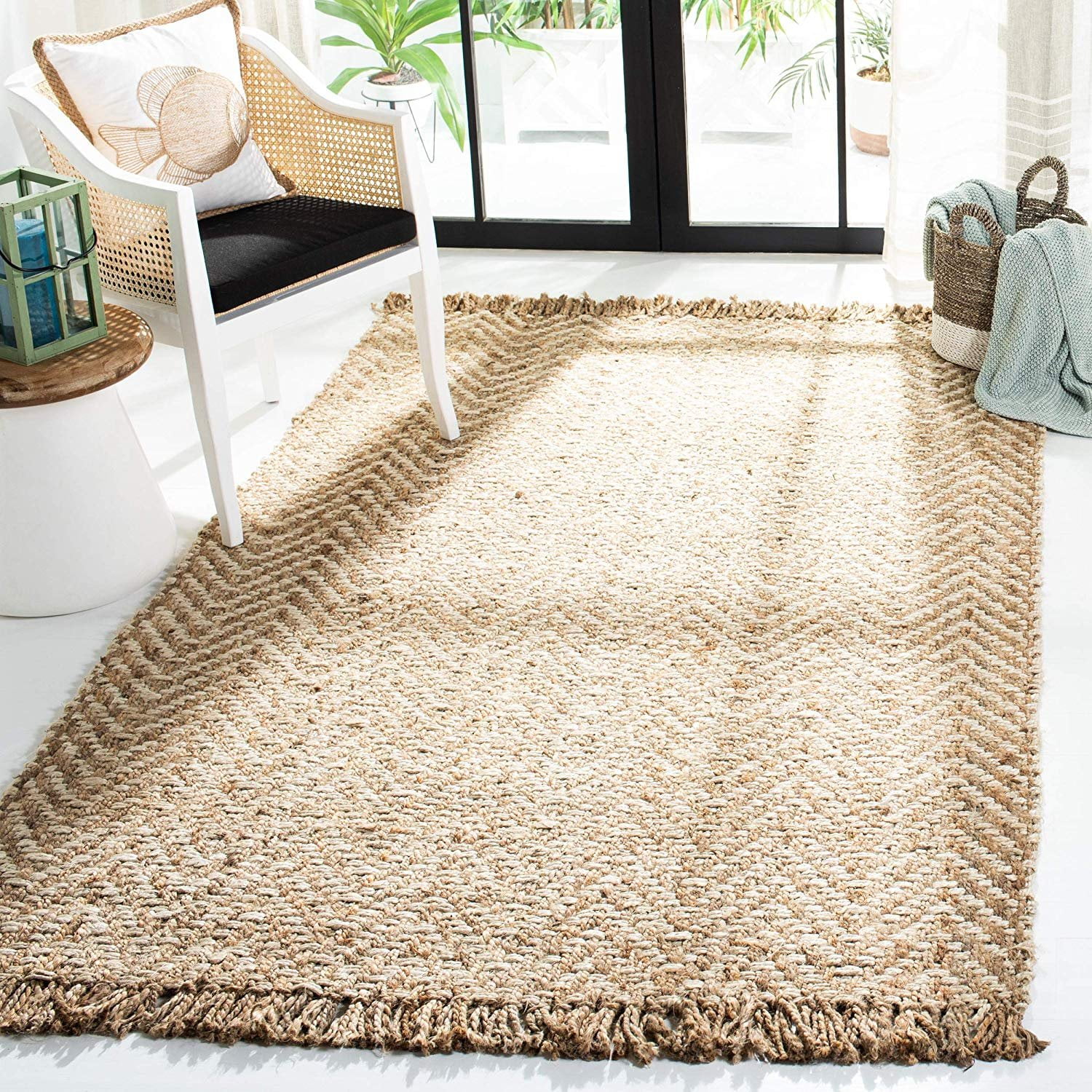 Safavieh Natural Fiber Collection NF458A Hand Woven Bleach and Natural Jute Area Rug (8' x 10