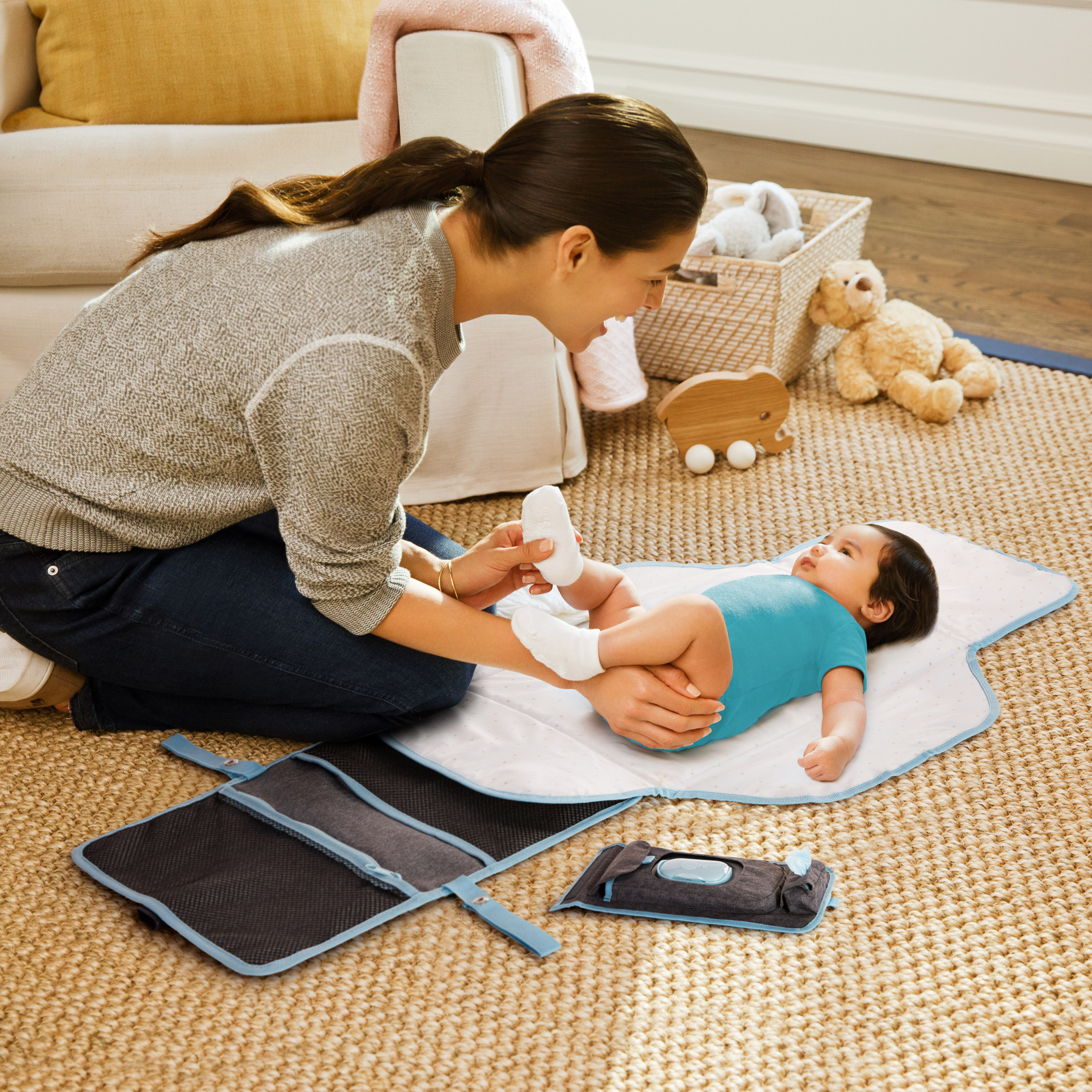 SafeFit XtraGuard XL Antimicrobial Changing Pad Kit photo 3