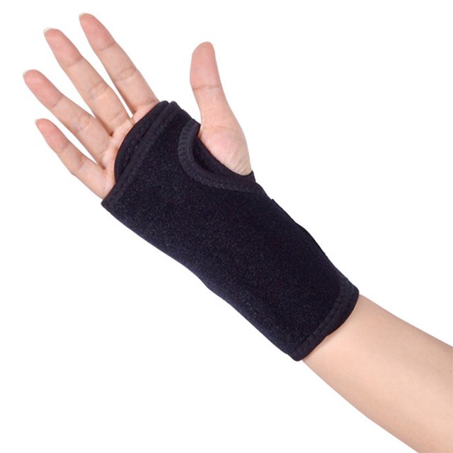 Bangcool Wrist Brace Adjustable Protective Wrist Support Wrist Guard with Steel Board