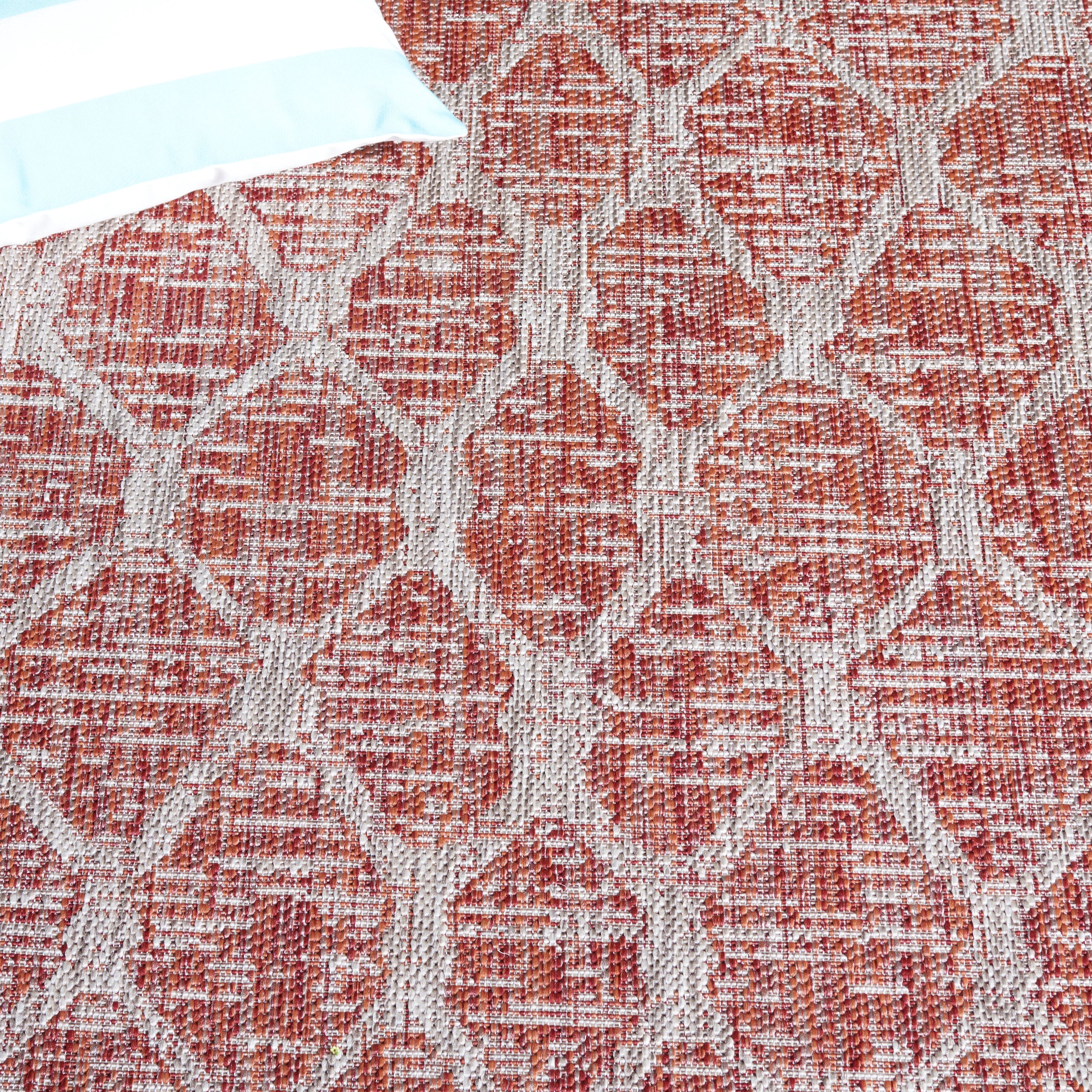 Safavieh Courtyard Anson Geometric Indoor/Outdoor Area Rug, Rust/Gray, 6'7" x 9'6"