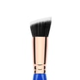 thumbnail image 3 of Brocha de maquillaje BDELLIUM TOOLS Golden Triangle Professi, 3 of 3