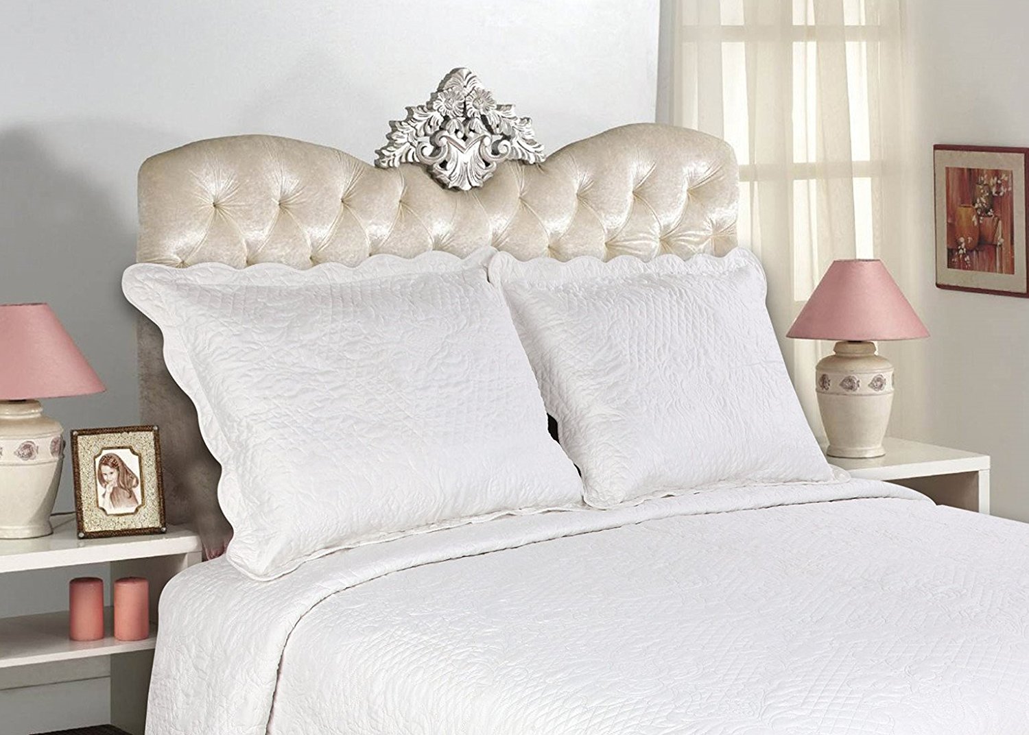 white quilted king pillow shams