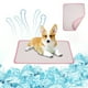 thumbnail image 1 of Alfombrilla refrescante para perros grande | Almohadilla autoenfriable para mascotas | Manta transpirable y ligera | Alfombrilla para dormir interior y exterior | 40x30cm | Azul/Gris/Rosa | Lavable, 1 of 6