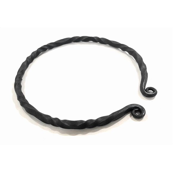 Collar NauticalMart Viking Warrior Torc de hierro hecho a mano