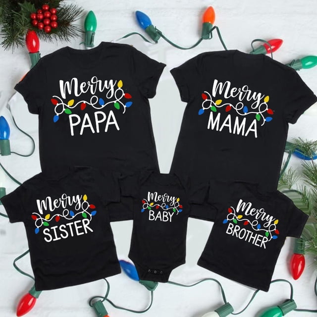 Ropa a juego para la familia con Feliz Navidad, trajes de fiesta, tops, mono de bebé, camiseta con look para papá, mamá, hija e hijo, camiseta festiva