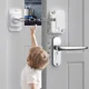 thumbnail image 3 of Cerradura de Seguridad para Ventanas y Puertas para Niños, Ajustable y Sin Llave, Evita Caídas y Asegura el Hogar, Instalación Fácil con Adhesivo o Tornillos, Diseño Práctico y Elegante., 3 of 7