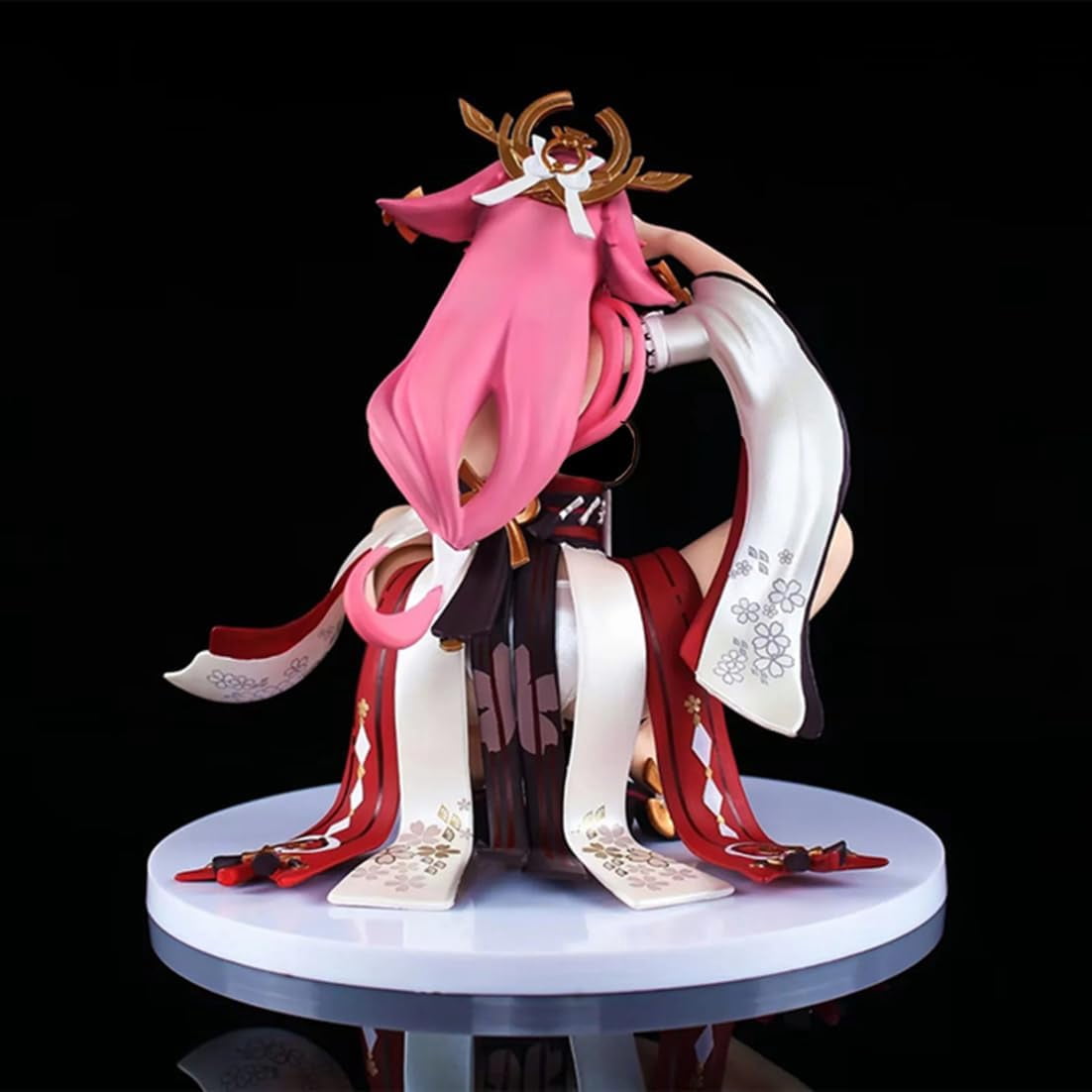 New Genshin Impactmpact Fox Squat Yae Mik (Squat Ver) Character Anime Model Statue Action Figures Desktop Ornament Popular Decorations Fan Souvenirs Creative Gift Collectable