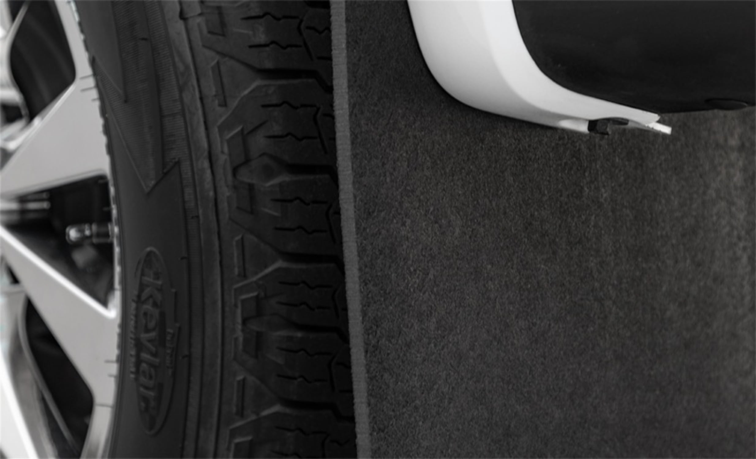 Access ROCKSTAR 2021+ Ford F-150 (Excl. Raptor) 12in W x 20in L Splash Guard - w/ Trim Plates - E101004209
