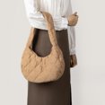 thumbnail image 4 of Bolso de mano con relleno de plumas para mujer, de color liso, sencillo e informal, para la escuela, para ir de compras, 4 of 5