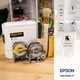 thumbnail image 2 of Impresora portátil de etiquetas LABELWORKS Epson LW-C410PX con Bluetooth para el hogar y la oficina: eficiente, crea etiquetas adhesivas para manualidades y organización, compatible con cinta de diseñ, 2 of 5