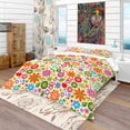 thumbnail image 1 of Designart 'Retro Flower Pattern' Bohemian & Eclectic Bedding Set - Duvet Cover & Shams, 1 of 4