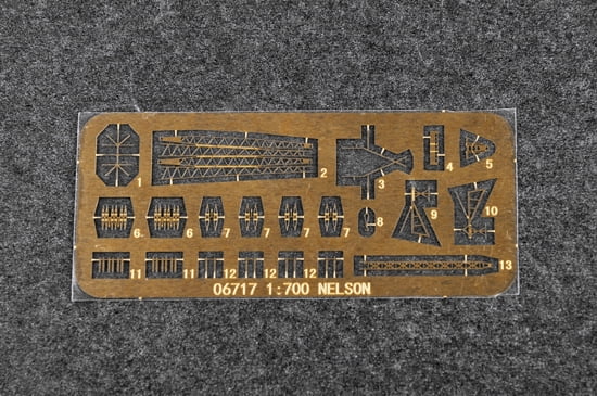 Trumpeter 6717 HMS Nelson 1944 in 1:700