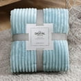 thumbnail image 4 of Affordablo Clearance Cooling Comforter 18x18 Absorb Body Heat to Keep Cool Cotton Weighted Blankets for Adults Stay Cool and Comfortable All Night Long Light Weight Summer Blankets, 4 of 4