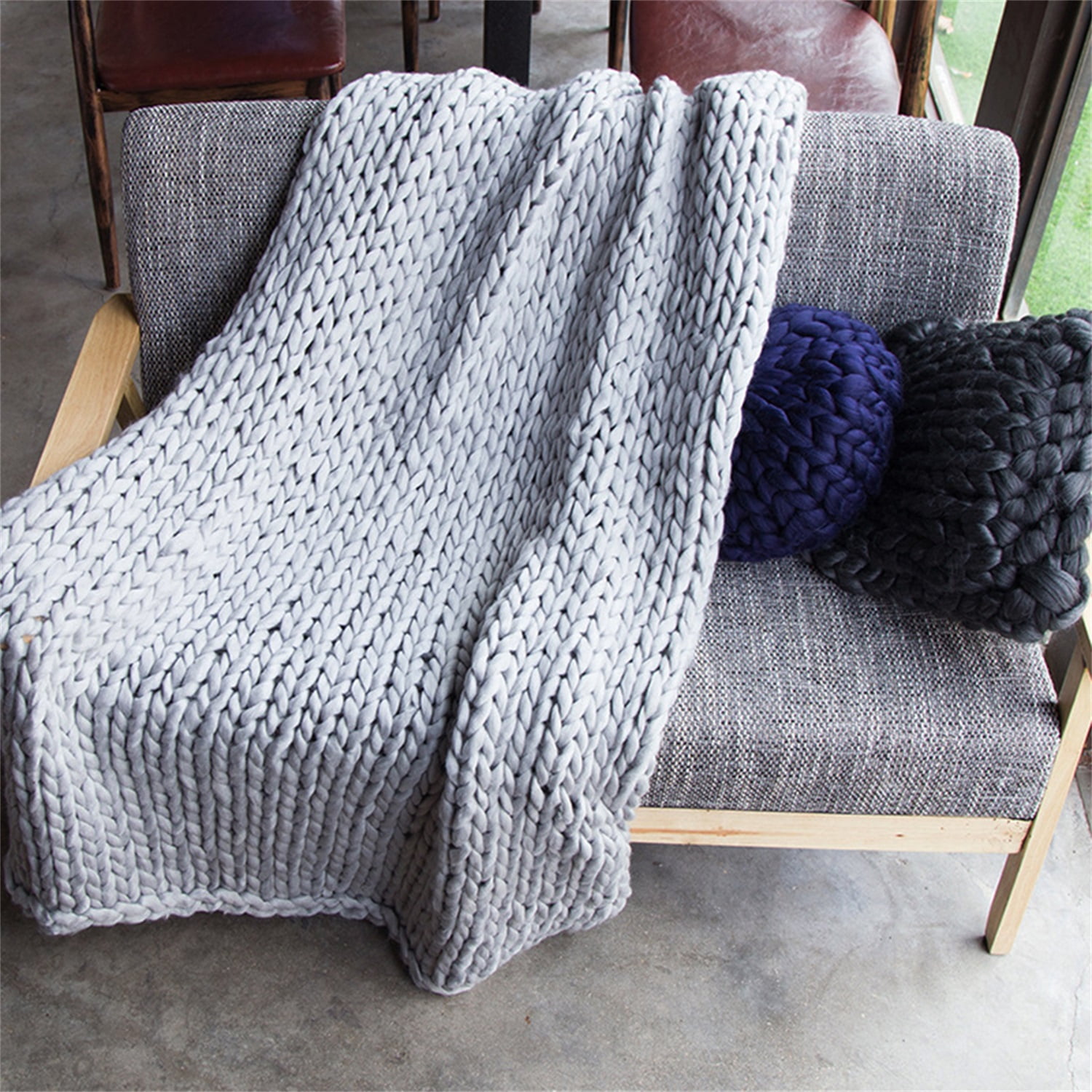 Lowestbest Chunky Knit Blanket, Handmade Warm Soft Throw Blanket, Cable Knit Blanket - Light Grey (51" x 67") Lowestbest Chunky Knit Blanket, Handmade Warm Soft Throw Blanket, Cable Knit Blanket - Light Grey (51" x 67")