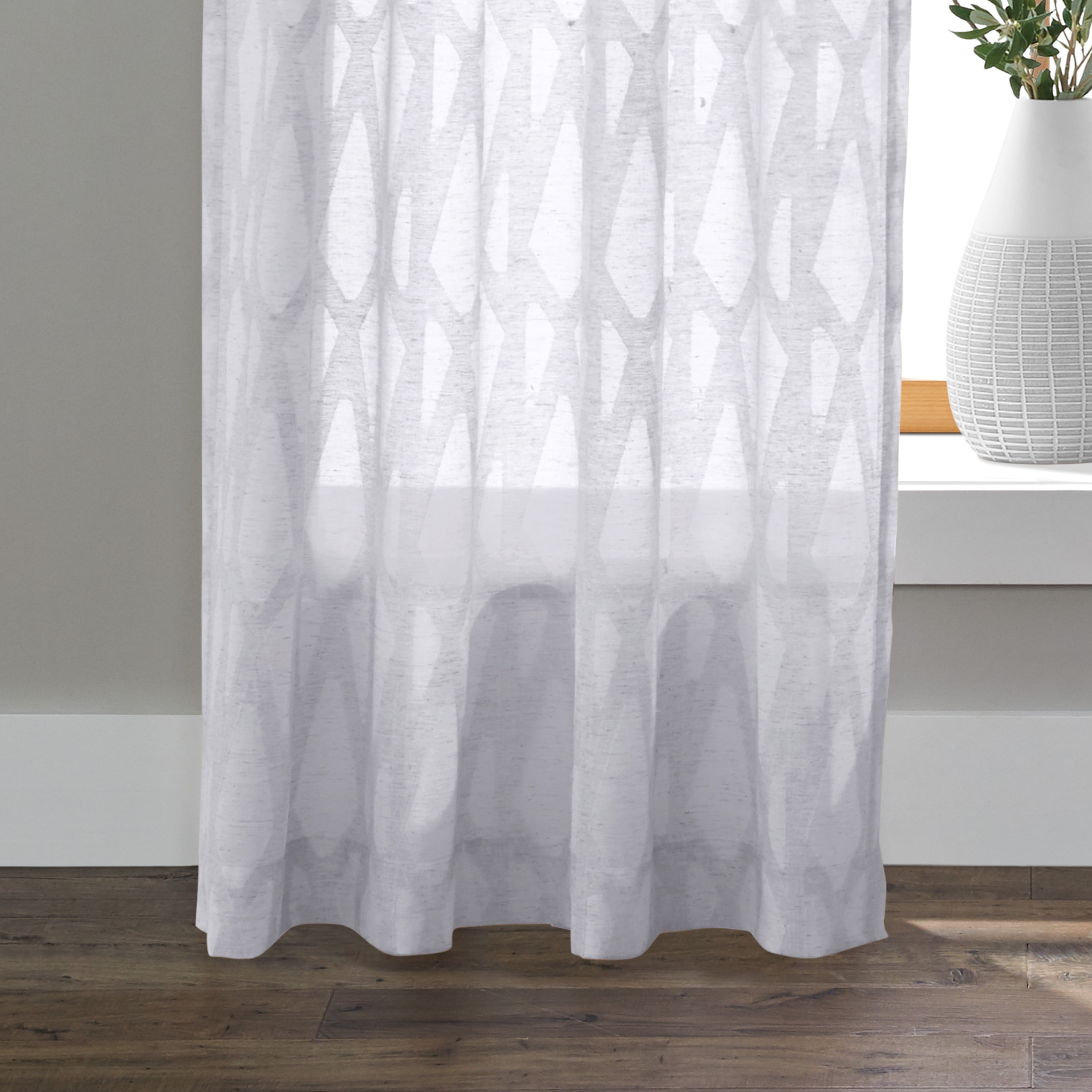 Better Homes & Gardens Clipped Geo Curtain Single Panel, Polyester Cotton Sheer, Indoor Rod Pocket, White, 54"W x 84"L, Adult
