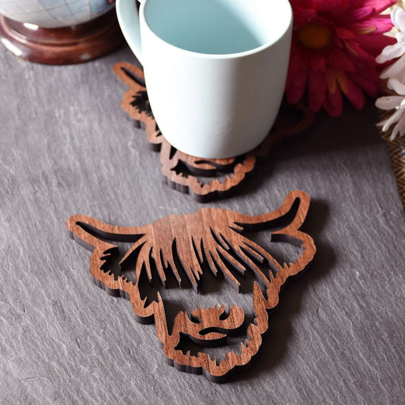 Youweixiong Highland Cow Coasters Wooden Scottish Cow Drink Holders Farmhouse Animal Fuzzy Cow