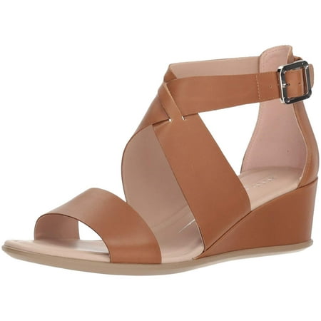 casual strappy sandals