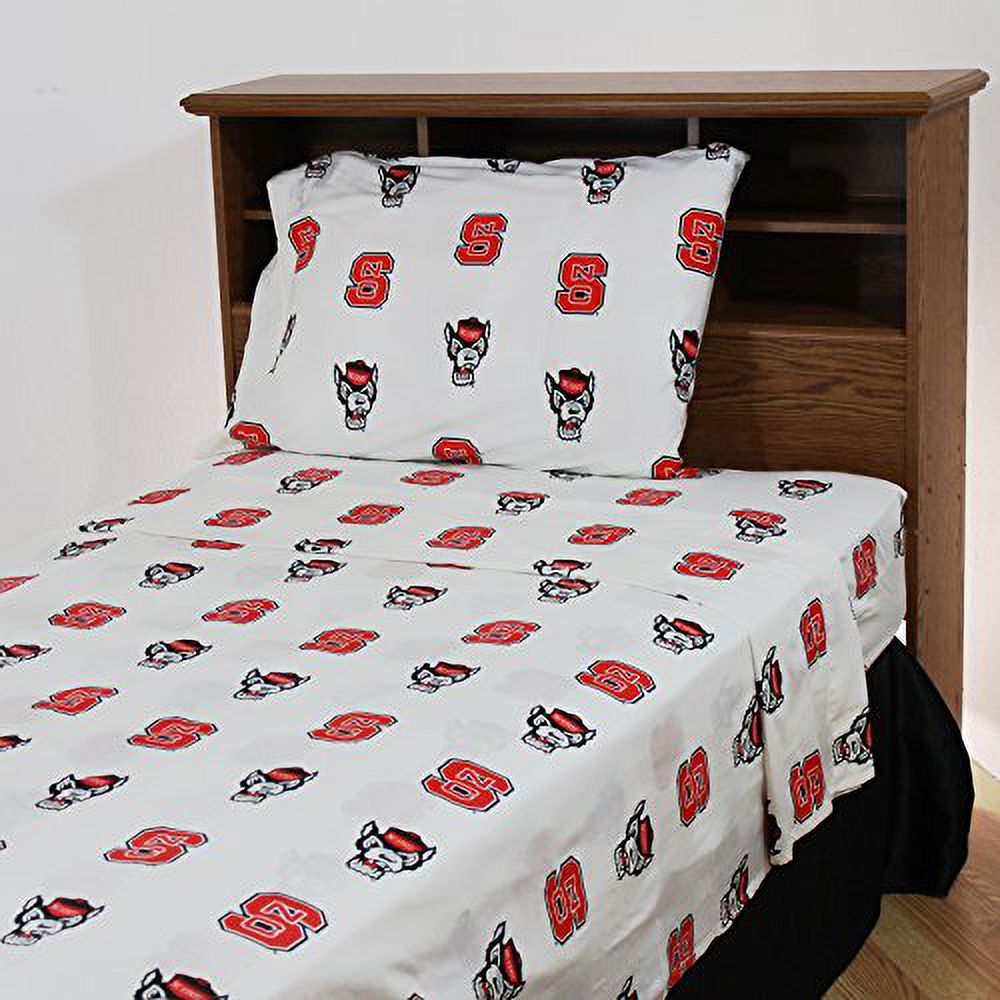 North Carolina State Wolfpack 100% cotton, 4 piece sheet set - flat sheet, fitted sheet, 2 pillow cases, Queen, White
