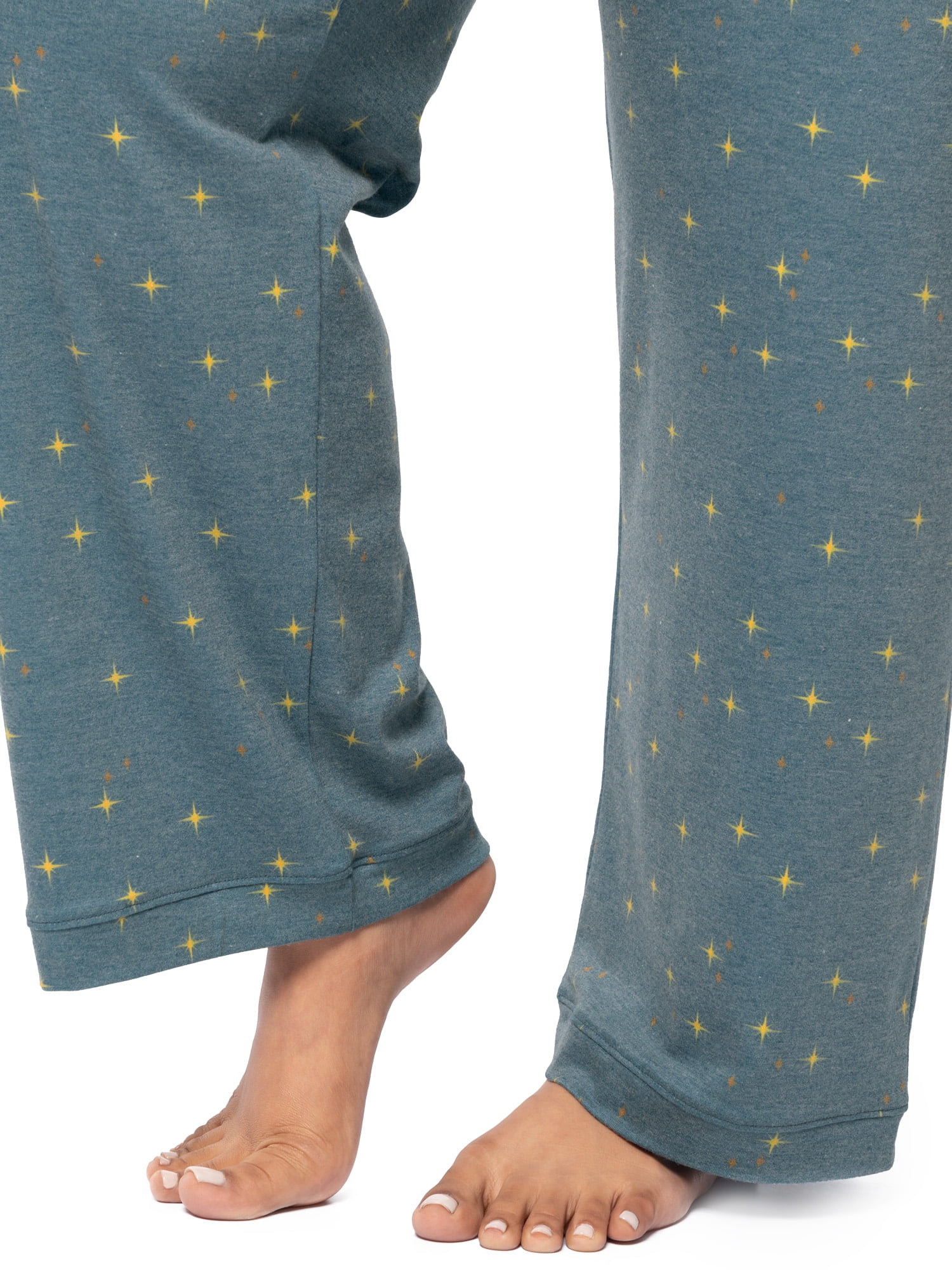 Fruit of the Loom Women's Soft & Breathable V-Neck Short Sleeve Top & Pajama Pant Set, Sizes S-4X