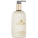 thumbnail image 2 of Loción corporal Molton Brown Mesmerising Oudh Accord & Gold 300 ml, 2 of 3