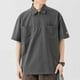 thumbnail image 1 of Blusa y camisa de manga corta con cuello vuelto para hombre, de color liso, holgada, informal, con bolsillo y cremallera, de poliéster., 1 of 5