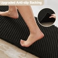 thumbnail image 4 of Alfombra de baño TYUU Waffle, antideslizante, 60 x 40 cm, negra, 4 of 9