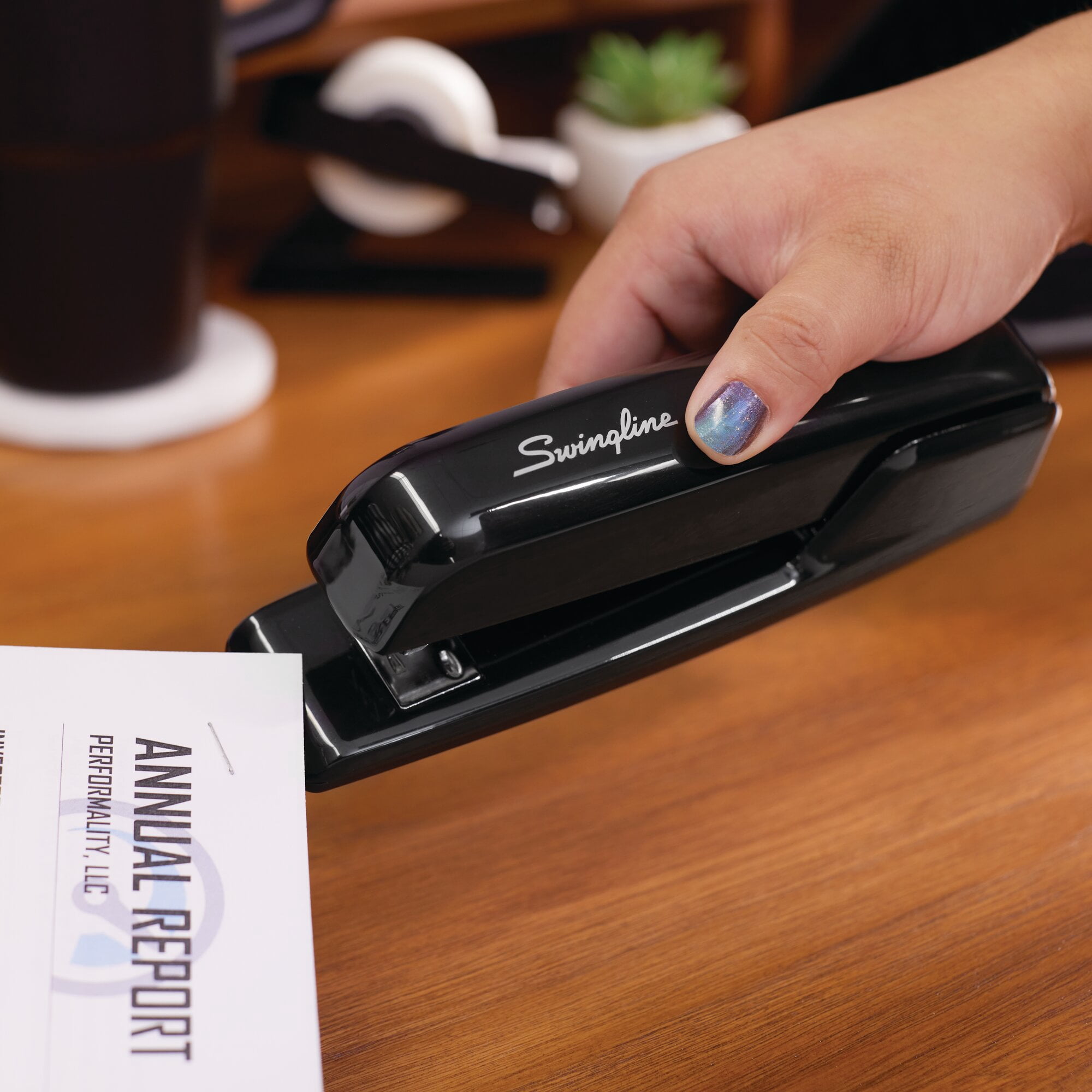 Swingline 747 Business Desktop Stapler 30 Sheets Black - Full Size Staplers