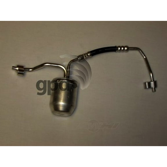 A/C Accumulator with Hose Assembly