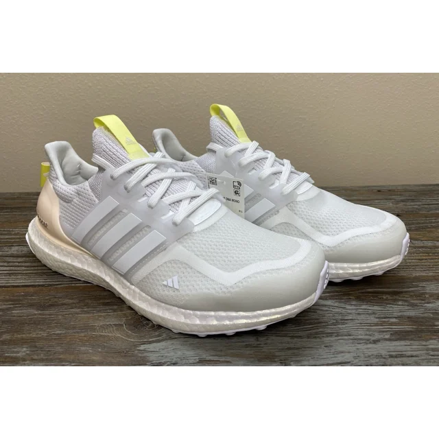 Adi - das Ultraboost DNA 5.0 Mono White Pink Running Shoes GX3081 Men's 7 / Wmn's 8