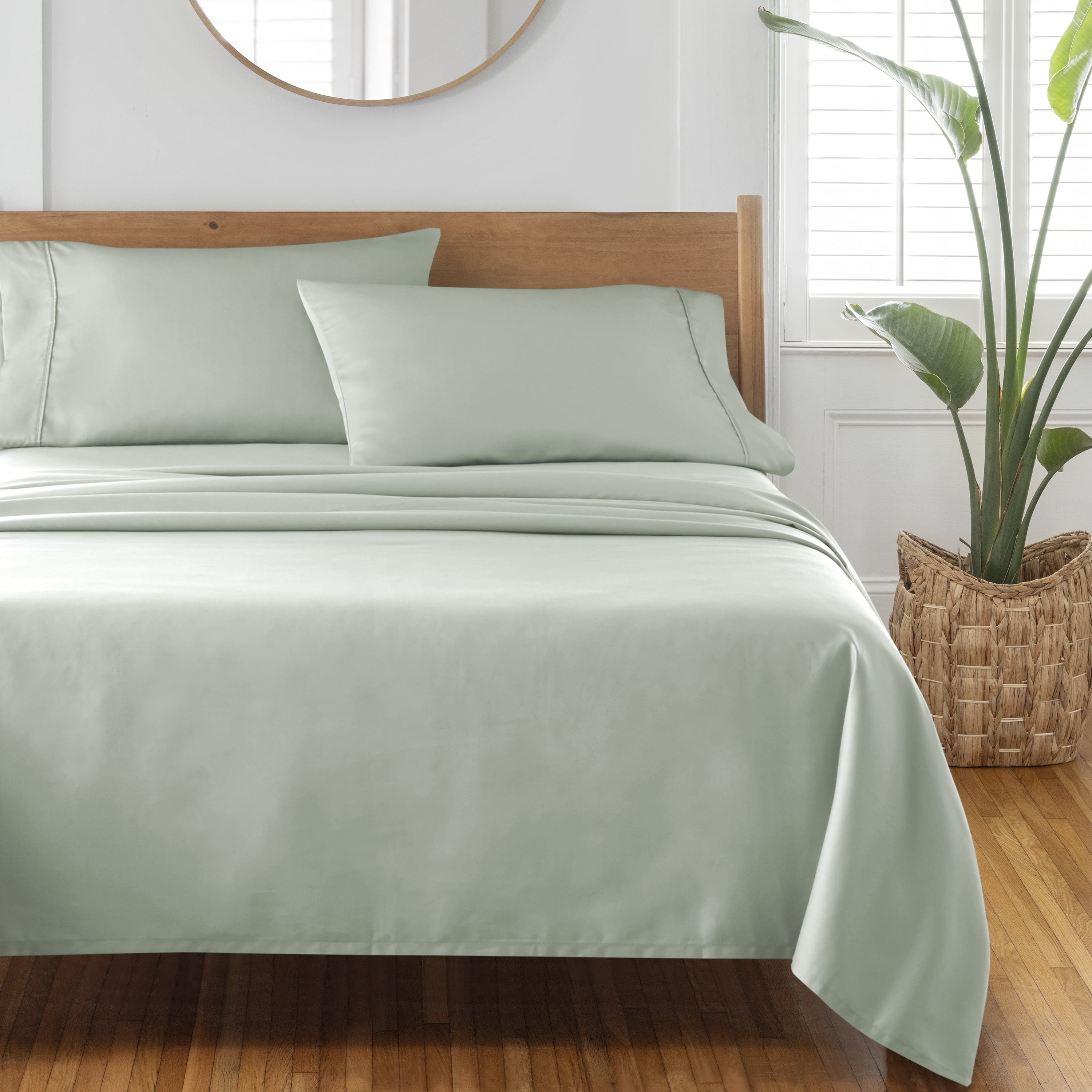 Better Homes & Gardens 300 Thread Count Cotton Sateen Bed Sheet Set, Soft Sea, 4-Piece California King Bedding Sheet Set