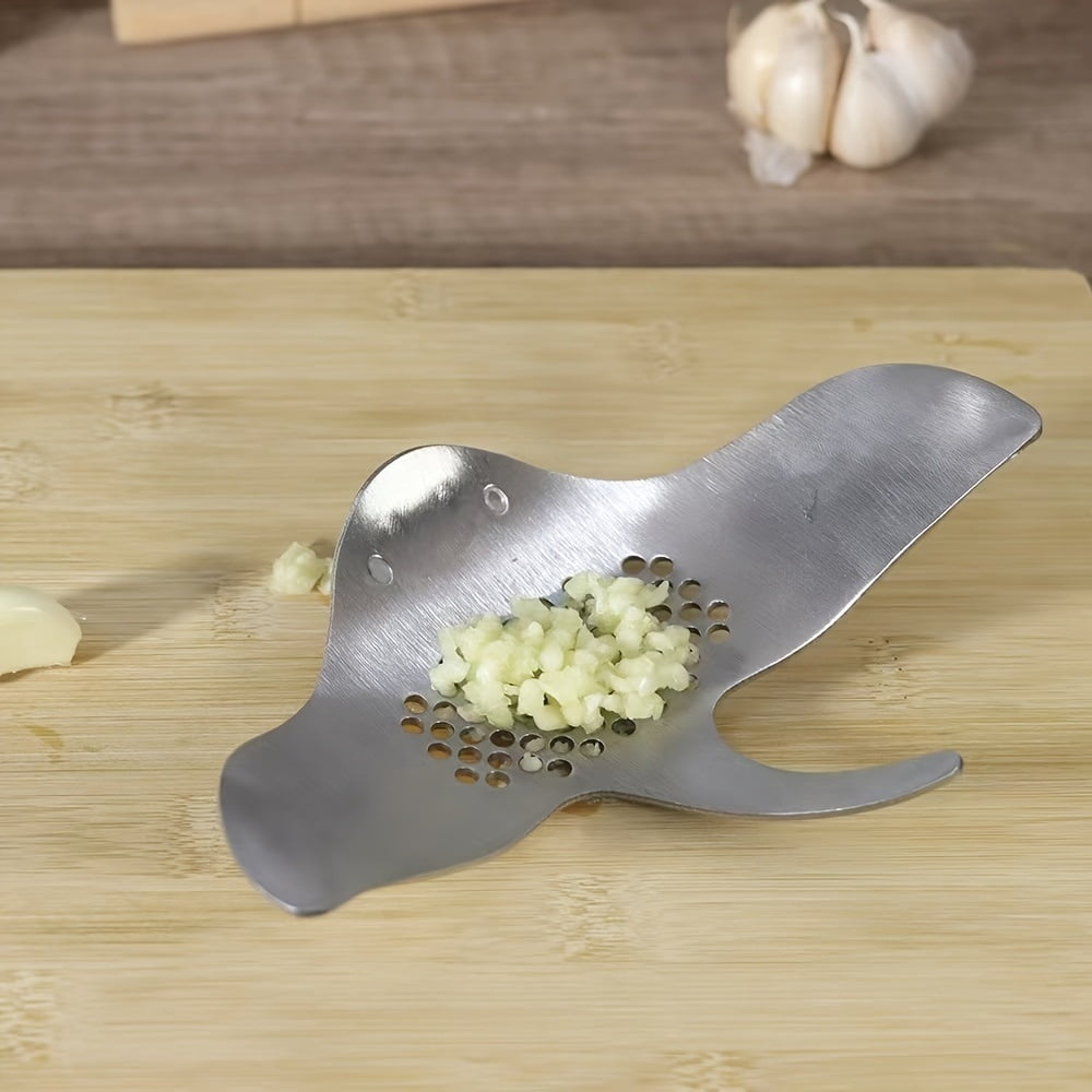 Stainless steel curved garlic press manual garlic pounding artifact creative kitchen garlic grinding tool household gadgets