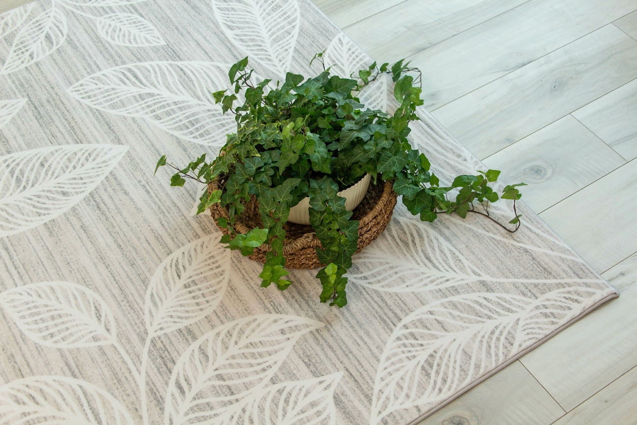 Rug Branch Modern Floral Indoor Area Rug