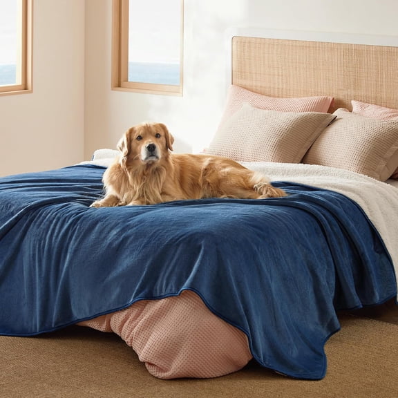 Waterproof Blanket for Bed - Sherpa Fleece Waterproof Dog Blankets for Large Dogs, Pet Blankets for Bed/Couch/Dog Crate, Soft Plush Reversible Furniture Protector, Queen Size, 90"x86", Blue