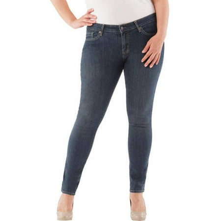 Signature By Levi Strauss & Co.™ Women's Plus Modern Take an interactive tour - Signature By Levi Strauss & Co.™ Women's Plus Modern