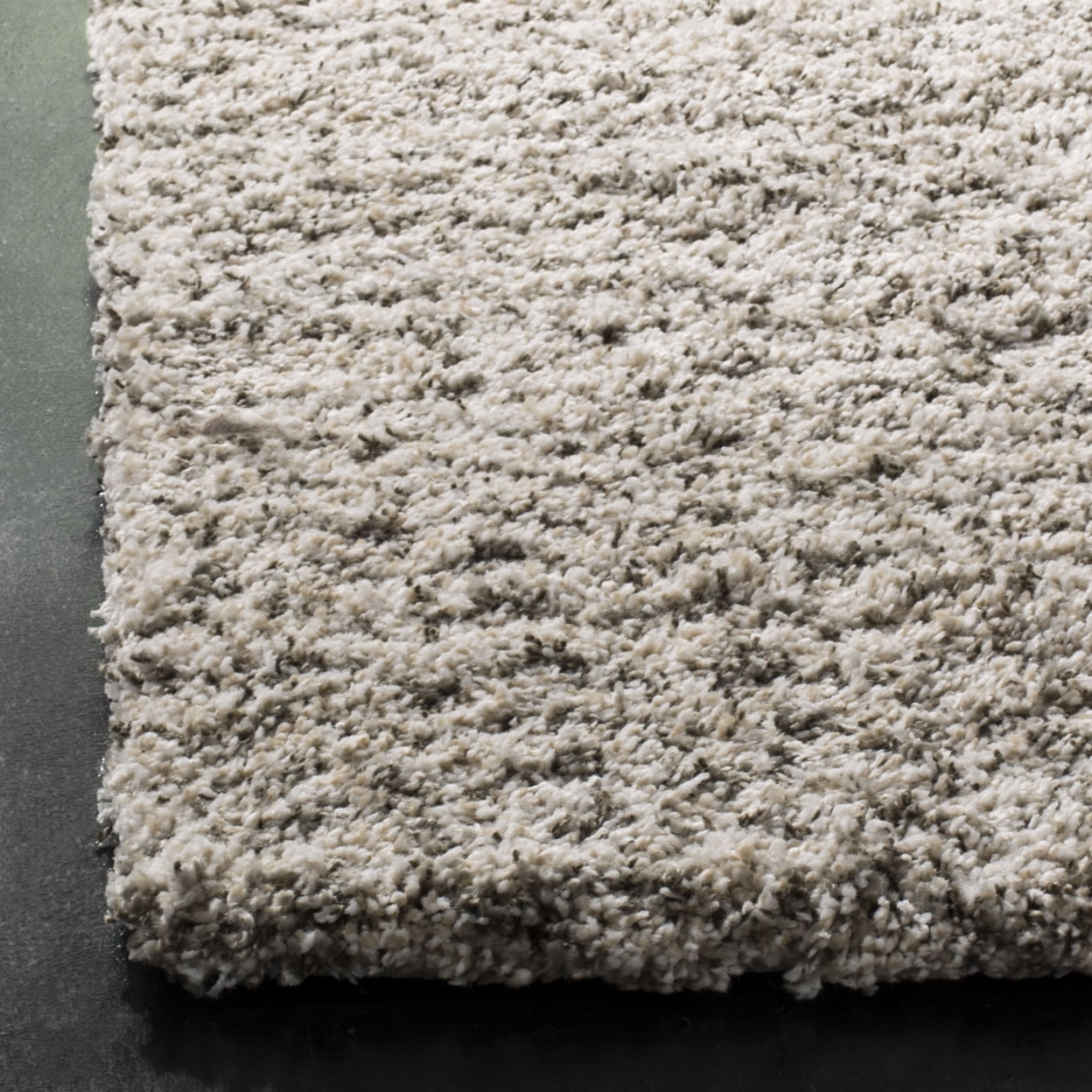 SAFAVIEH Hudson Merrilyn Chevron Shag Area Rug, Ivory/Grey, 8' x 10'