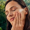 thumbnail image 4 of Crema facial Weleda Plumping Day con granada, 40 ml, vegana, 4 of 8