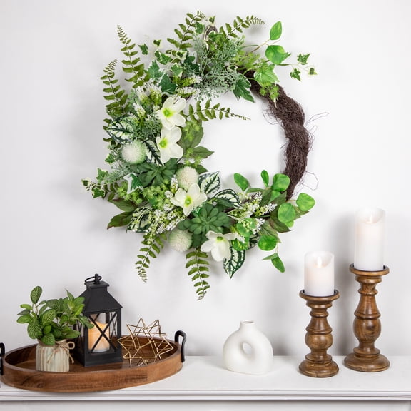 Northlight Hellebores and Ivy Artificial Spring Floral Wreath, 24-Inch
