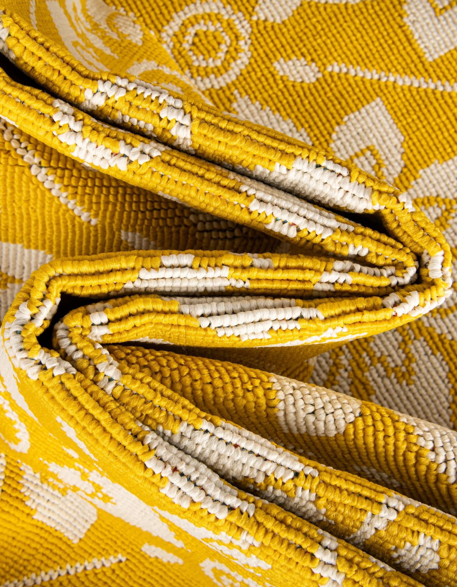Unique Loom Outdoor Trellis Collection Area Rug - Tiles (5' 1" x 8' Rectangle Yellow/Ivory)