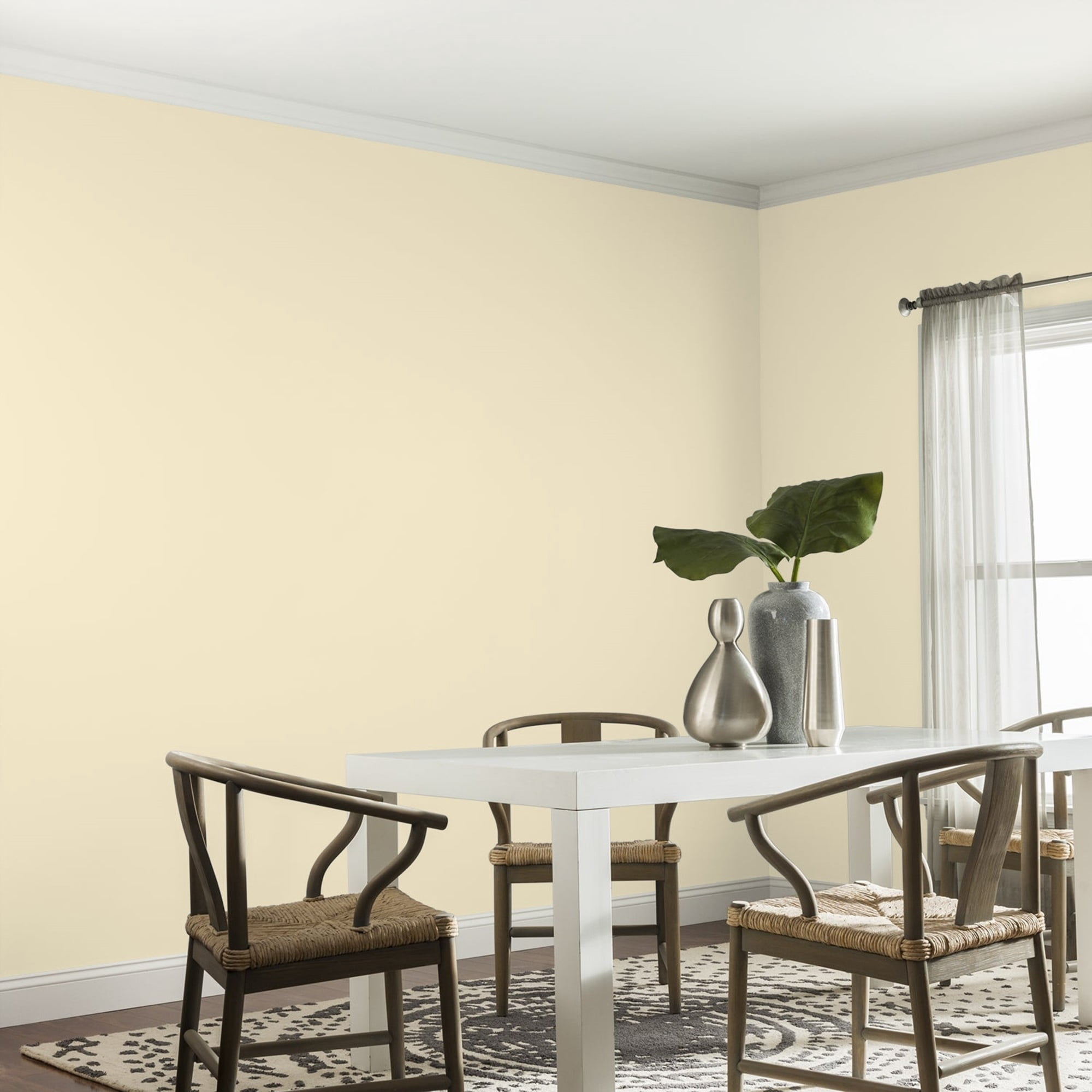 Glidden Spred Soleil / Yellow, Eggshell Interior Paint with Primer, 1 Gallon
