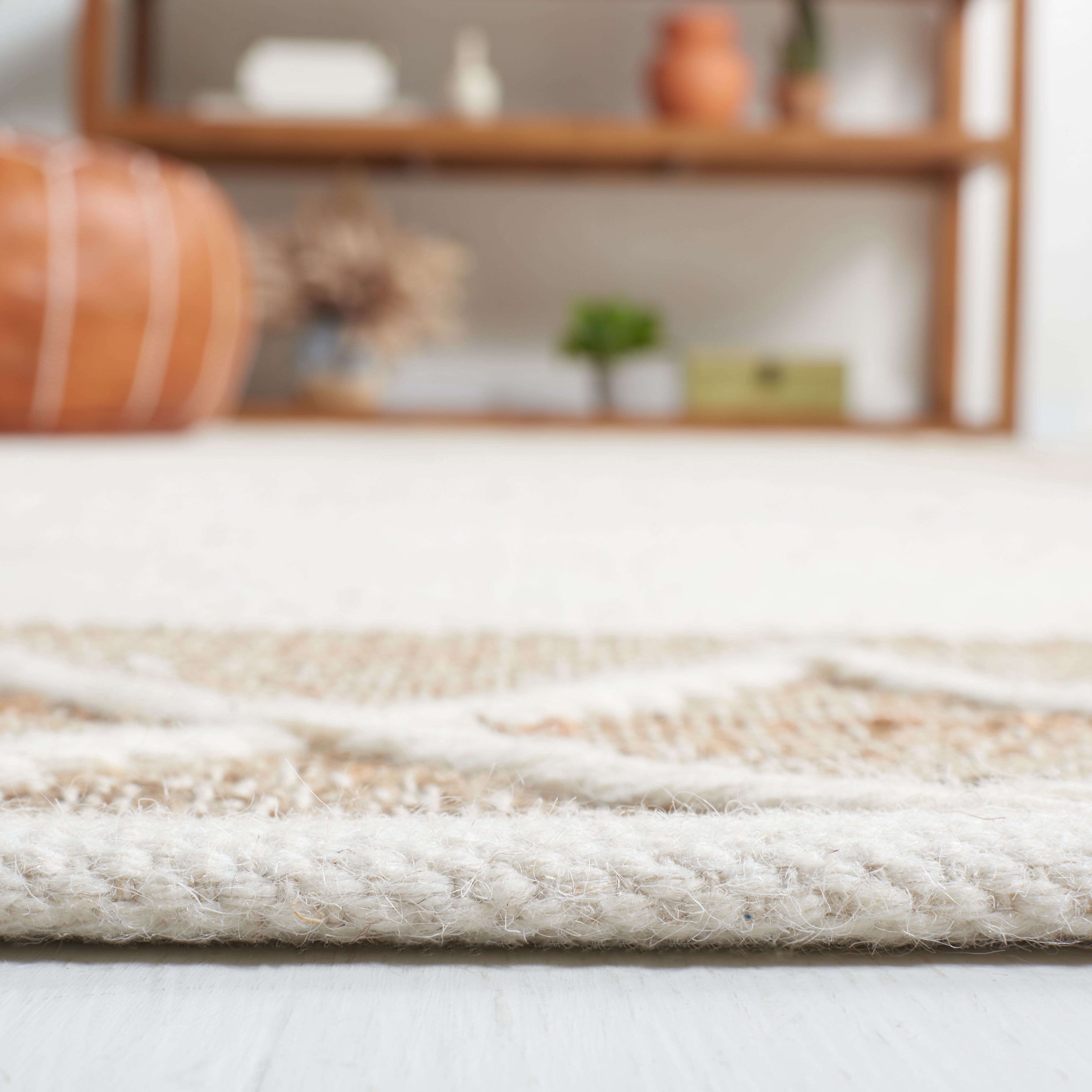 SAFAVIEH Natural Fiber Lalit Bordered Area Rug, Natural/Ivory, 5' x 8'