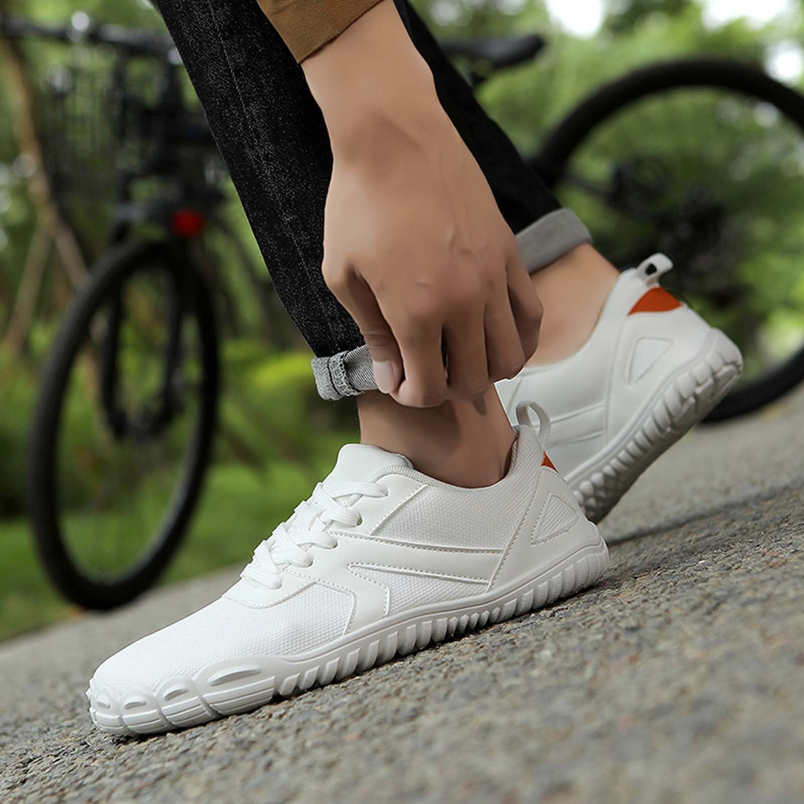 Women's Barefoot Shoes Slip-On Sneakers Wide Toe Box Minimalist Shoes for Walking Hiking Trail Running