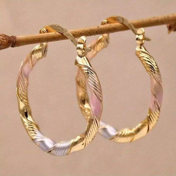 Twisted Two Tone Hoop Earrings for Women, Gold Plated Twisted Circle Huggie Hoop Earrings, Lightweight Statement Ear Jewelry for Daily Party Wear